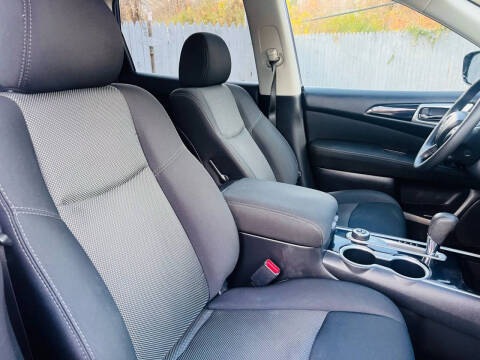 2017 Nissan Pathfinder