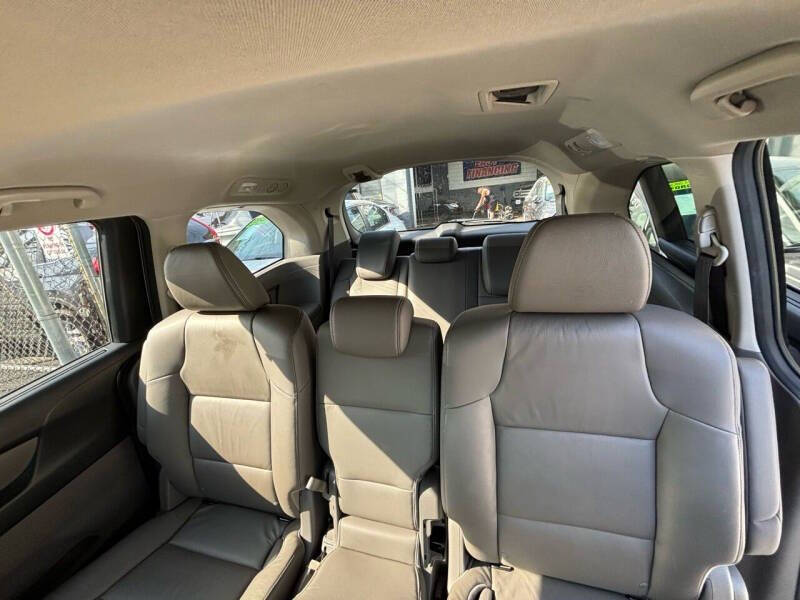 2012 Honda Odyssey EX-L w/DVD