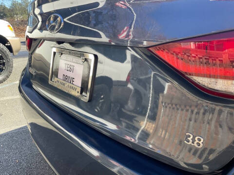 2015 Hyundai Genesis