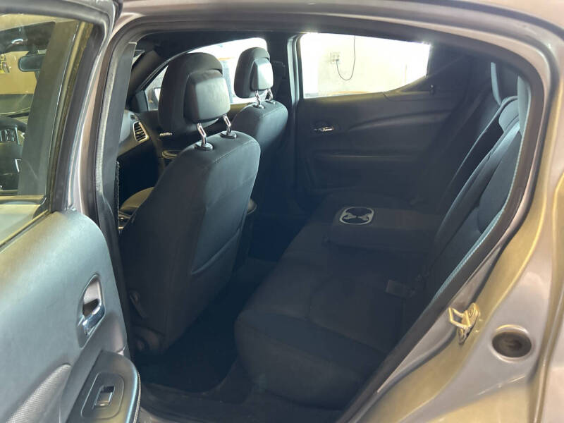 2014 Dodge Avenger SE