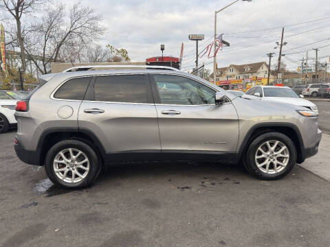 2016 Jeep Cherokee Latitude