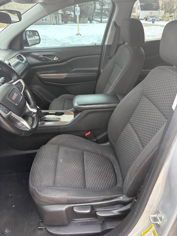 2017 GMC Acadia SLE-1
