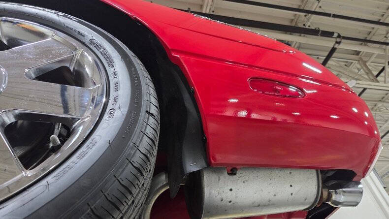 2002 Ford Thunderbird Deluxe