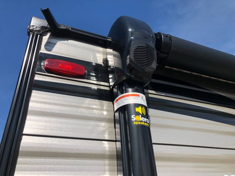 2022 Glacier 17’ RV