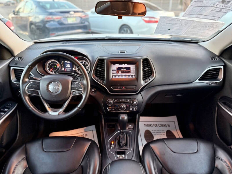 2019 Jeep Cherokee Latitude Plus