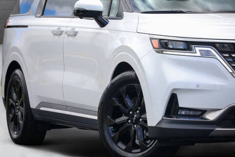 2024 Kia Carnival SX