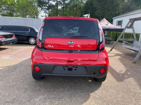 2019 Kia Soul +