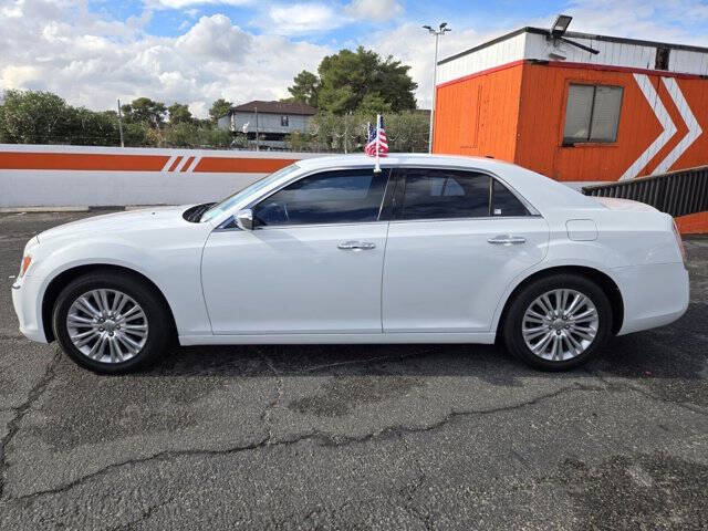 2012 Chrysler 300 Limited