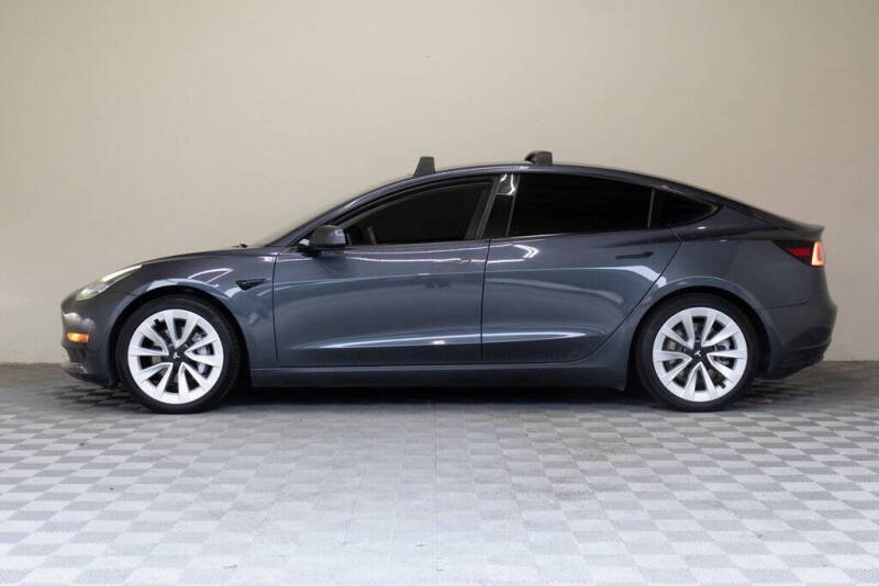 2021 Tesla Model 3 Standard Range Plus