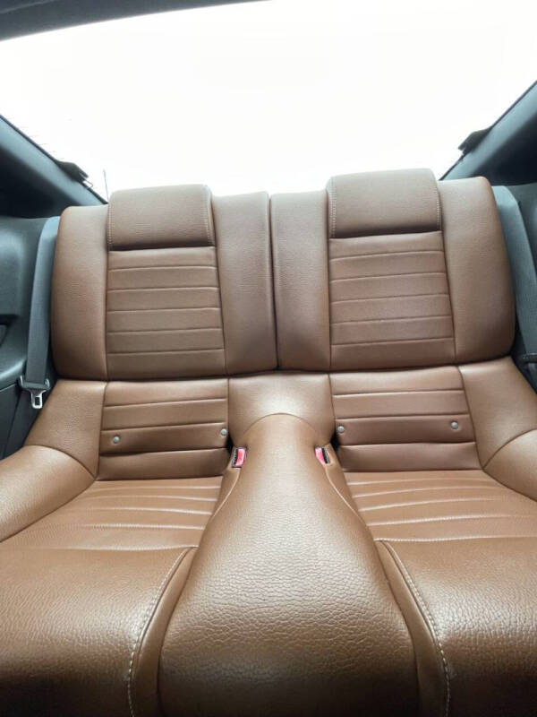 2010 Ford Mustang V6