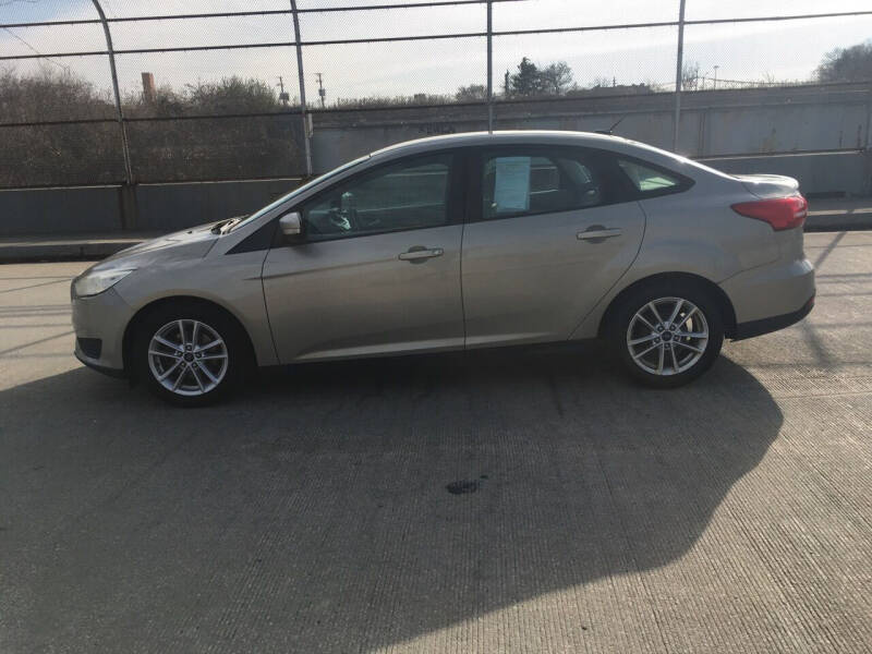 2015 Ford Focus SE photo 10