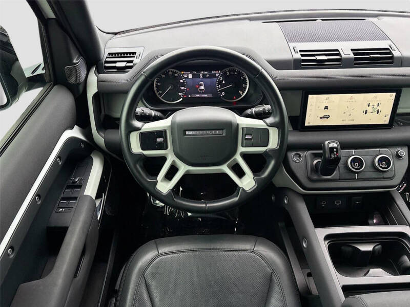 2023 Land Rover Defender