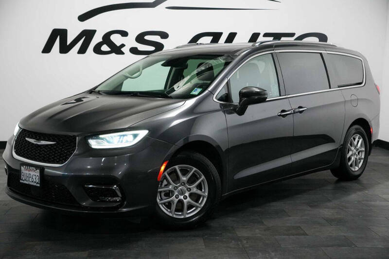 2021 Chrysler Pacifica Touring L