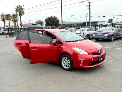 2012 Toyota Prius v