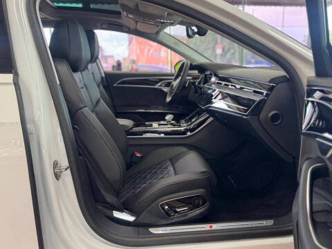 2023 Audi S8 4.0T quattro