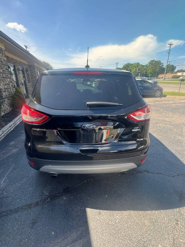 2016 Ford Escape SE