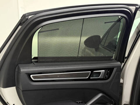 2020 Porsche Cayenne S Coupe