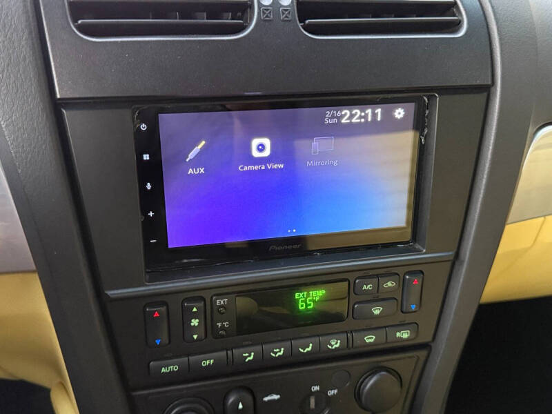 2002 Ford Thunderbird Deluxe