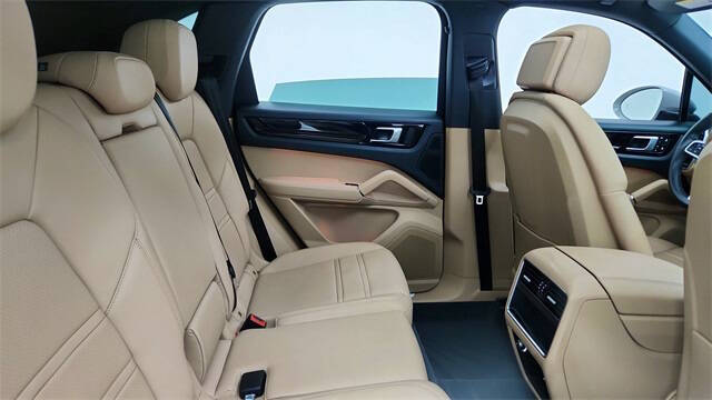 2022 Porsche Cayenne