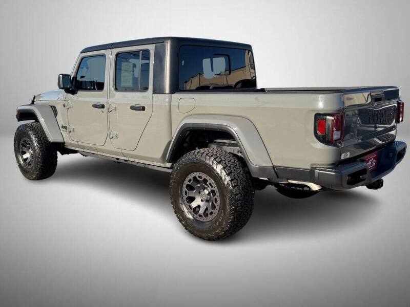 2022 Jeep Gladiator Altitude