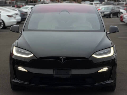 2023 Tesla Model X Plaid