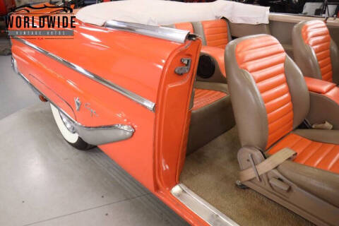 1955 Lincoln Capri