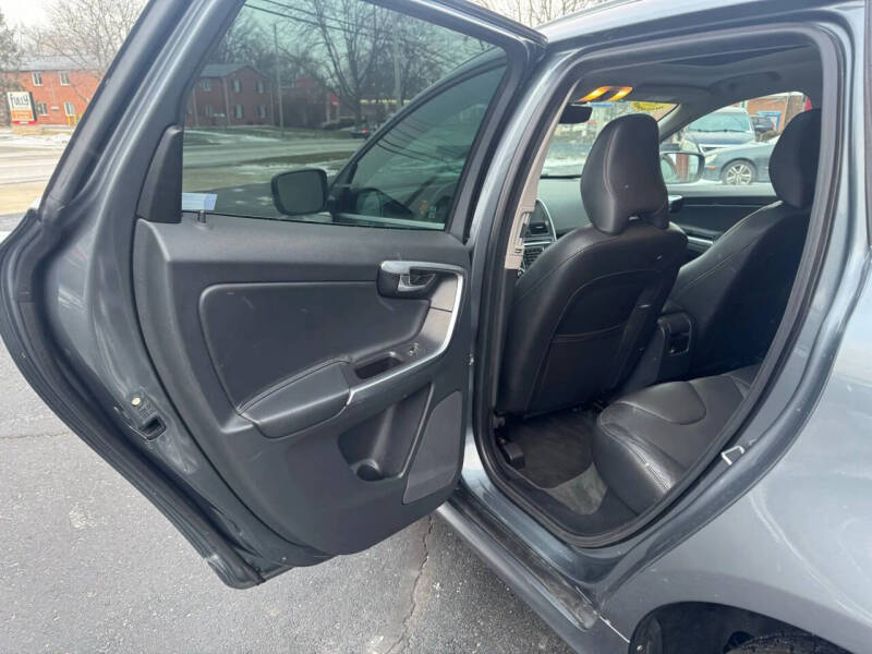 2016 Volvo XC60 T5 Premier