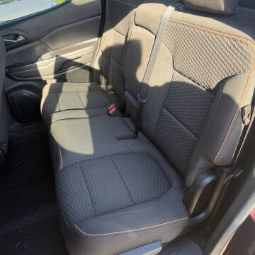 2017 GMC Acadia SLE-2