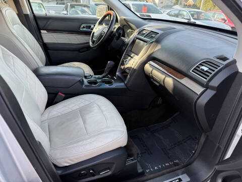 2016 Ford Explorer Platinum