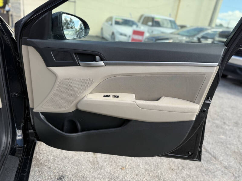 2019 Hyundai Elantra Value Edition