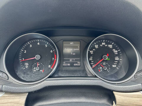 2018 Volkswagen Passat 2.0T SE