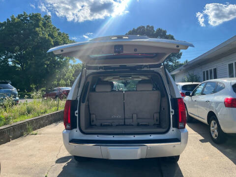 2012 Cadillac Escalade Luxury