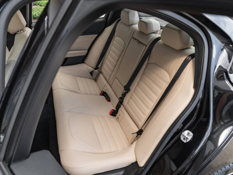 2023 Alfa Romeo Giulia Ti Lusso