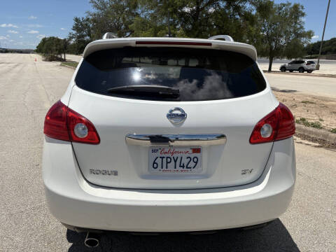 2011 Nissan Rogue SV