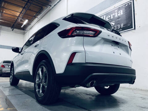 2025 Ford Escape ST-Line Select