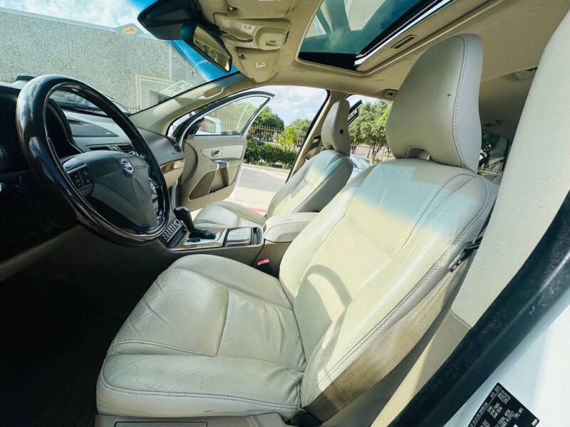 2011 Volvo XC90 3.2