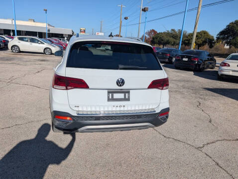 2023 Volkswagen Taos SE