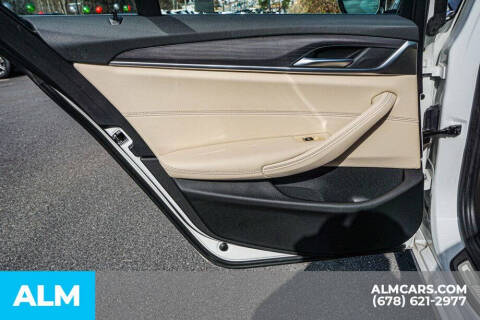 2022 BMW 5 Series 530i