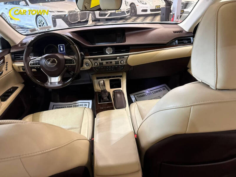 2017 Lexus ES 350