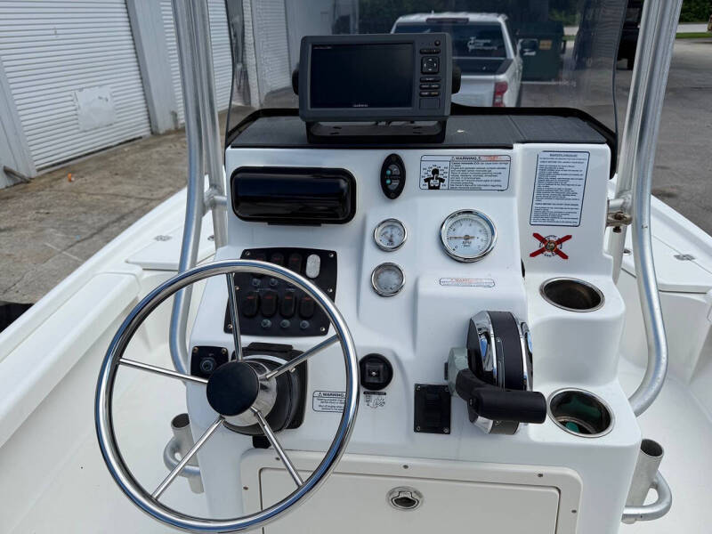 2015 Mako 21 LTS