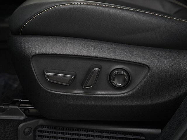 2025 Toyota Sienna Limited 7-Passenger