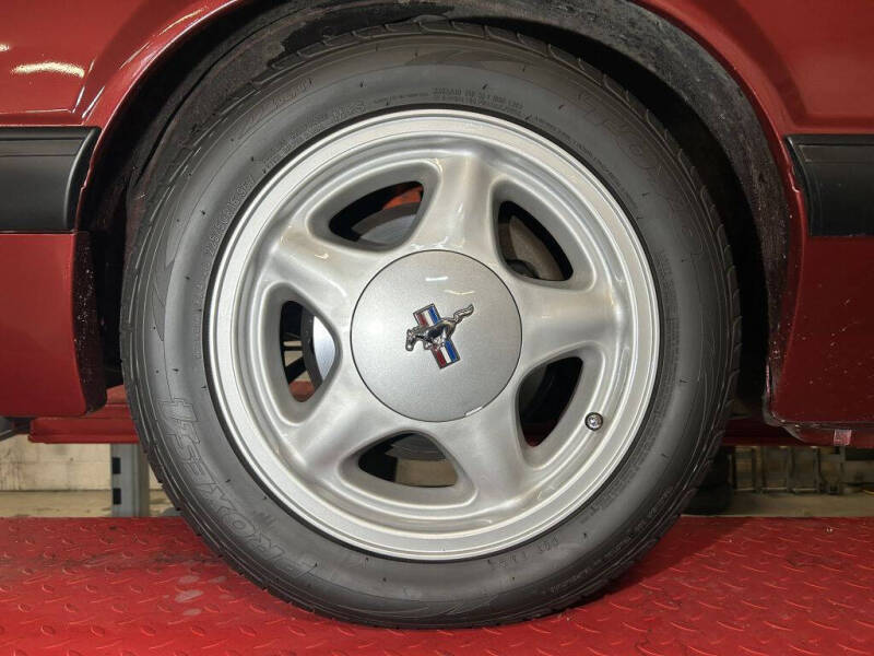 1990 Ford Mustang LX 5.0