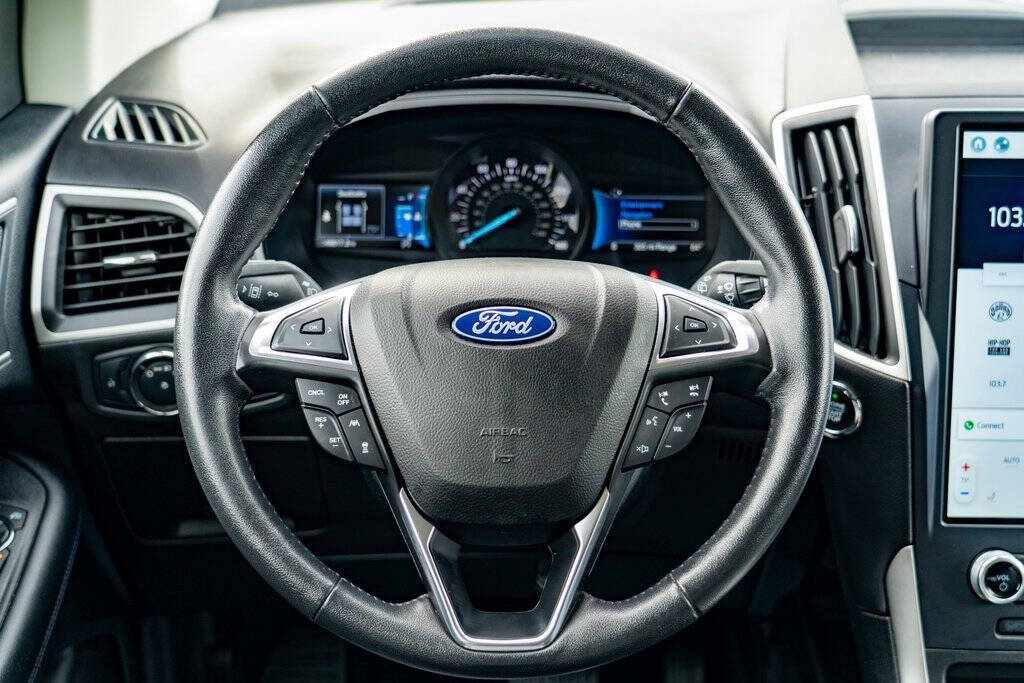 2022 Ford Edge for sale at Auto Destination in Puyallup, WA