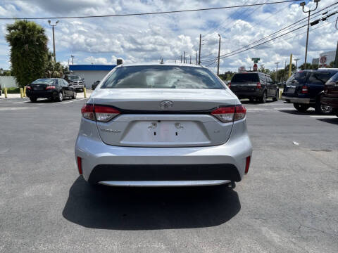 2022 Toyota Corolla LE