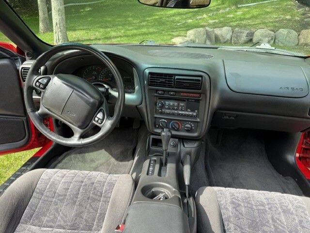 2001 Chevrolet Camaro 35