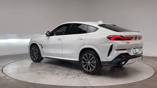 2023 BMW X6 xDrive40i