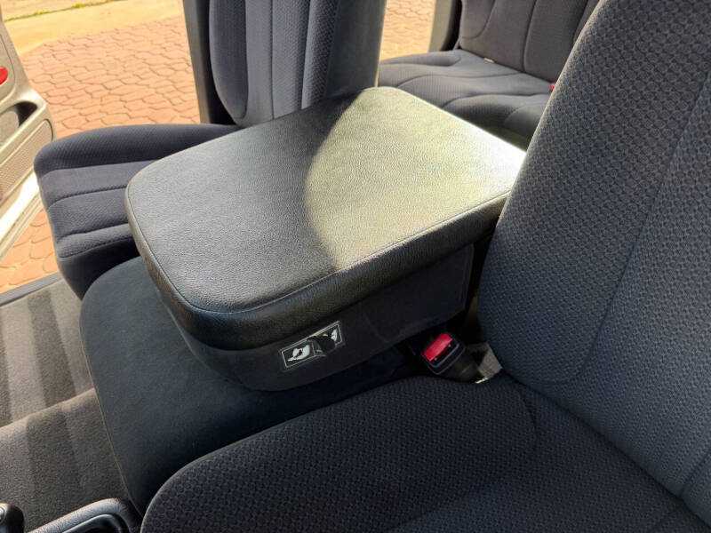 2005 Dodge Ram 2500 SLT