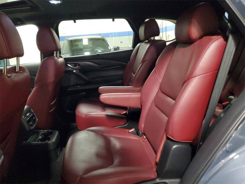 2023 Mazda CX-9 Carbon Edition