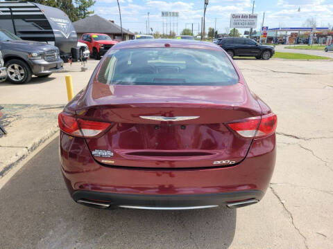 2015 Chrysler 200 C