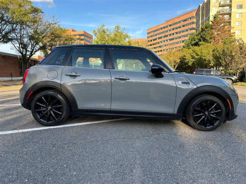 2016 MINI Hardtop 4 Door Cooper
